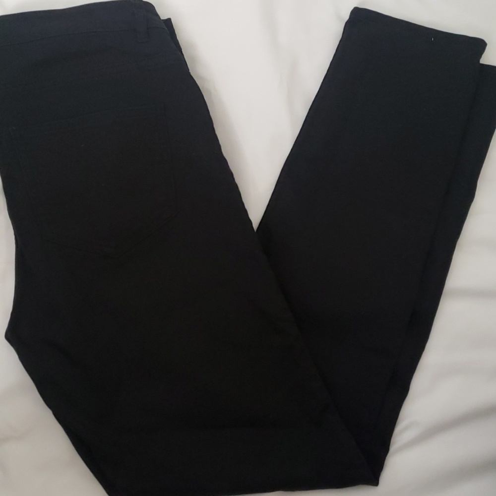Black skinny jeans